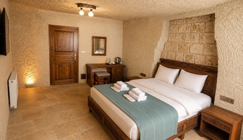 Panoramic Room
