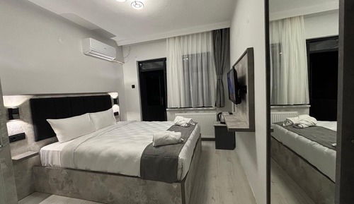Standard Double Room, Balcony, City View
