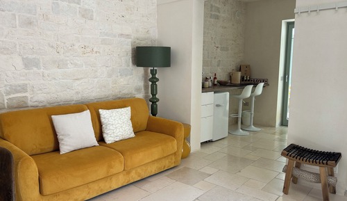 Deluxe Suite, Private Bathroom, Courtyard View