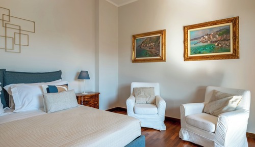 Superior Room, Pool View