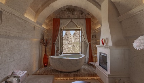 VR105 Stone Arched Luxury Suite with Balcony