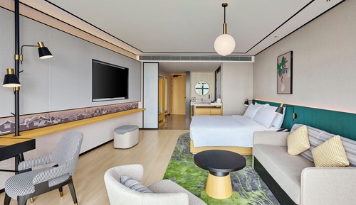 Deluxe Room, 1 King Bed