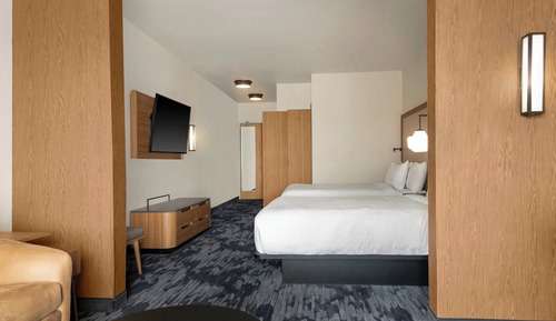 Studio, Multiple Beds, Accessible Bathtub