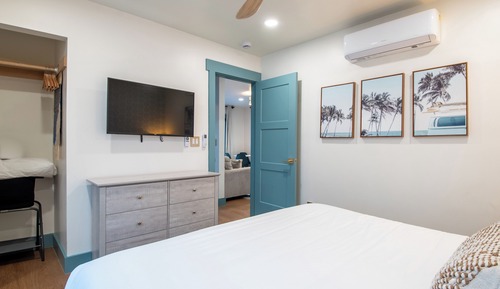 Luxury Suite, 2 Bedrooms, Patio, Bay View