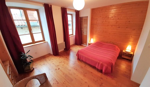 Basic Triple Room