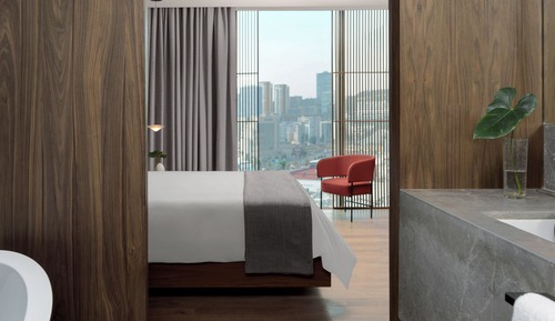 Suite, Corner