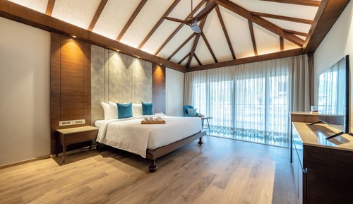 Lagoon Villa