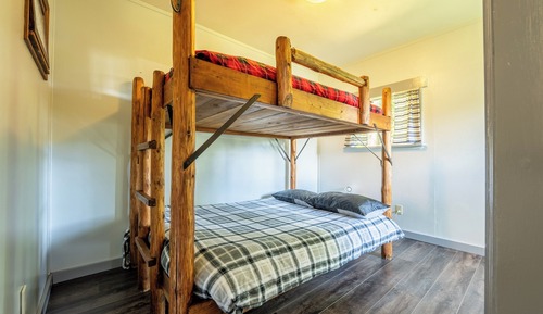 Comfort Cabin, 1 Bedroom, Balcony, Garden Area
