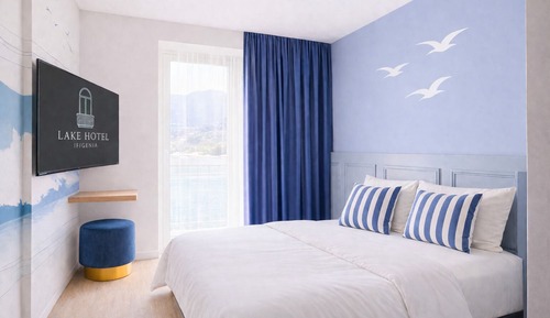 Superior Double or Twin Room, Lake View