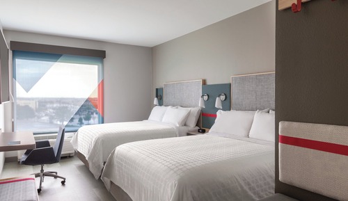 Room, 2 Queen Beds, Transfer Shower, Non Smoking (Communications, Mobility Access)