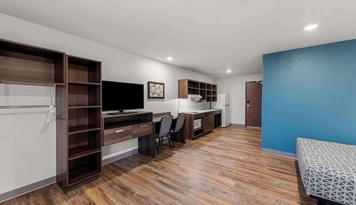 Suite, 2 Queen Beds, Accessible, Non Smoking
