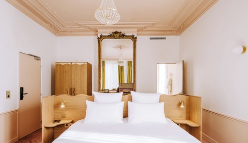 Comfort Room, 1 King Bed