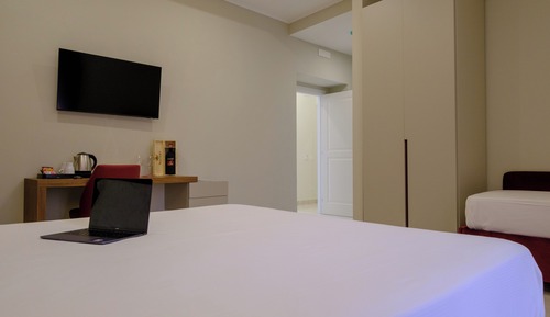 Deluxe Apartment, 1 Queen Bed with Sofa bed, Mountain View