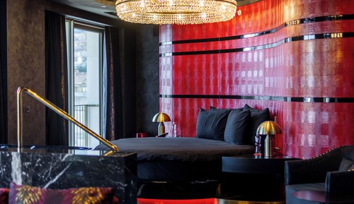 Prive Suite