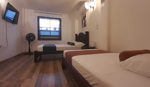 Economy Triple Room