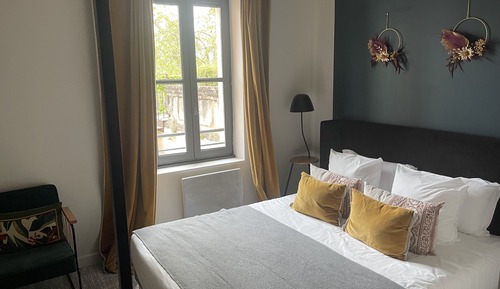 Economy Room