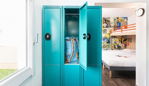 Room, Multiple Beds