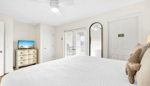 House, Multiple Beds (Palm Grove at Sago Sands Unit A)