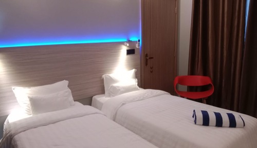 Deluxe Double or Twin Room