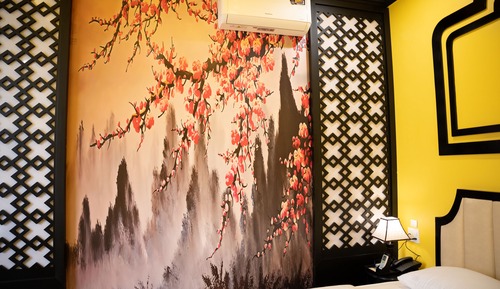 Honeymoon Room