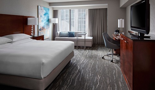 Club Room, 1 King Bed