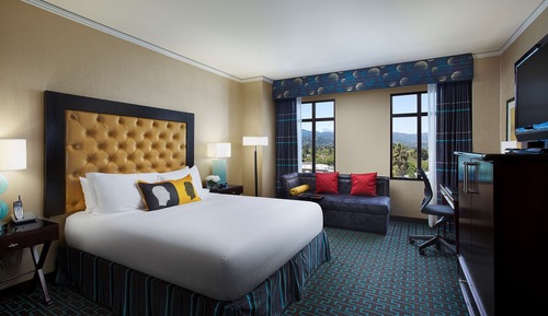 Deluxe Room, 1 King Bed, Non Smoking