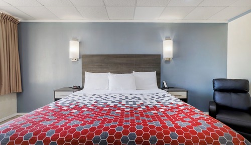Room, 1 King Bed, Non Smoking