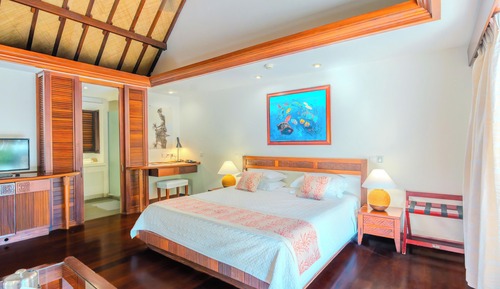 Garden Pool Bungalow