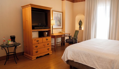 Standard Room, 1 King Bed