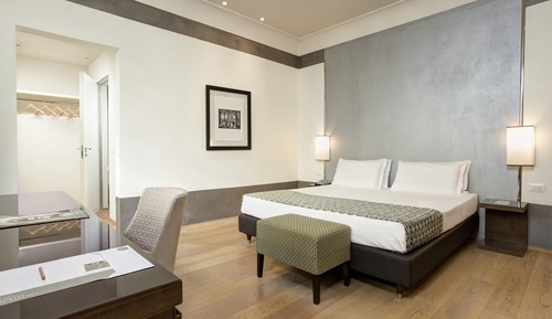Deluxe Double Room, Garden View