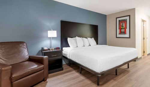 Studio, 1 King Bed, Non Smoking