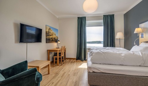 Standard Room, 1 Double Bed, Non Smoking, Ocean View