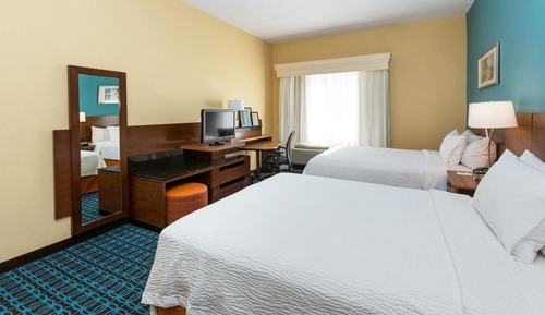 Room, 2 Queen Beds, Mobility Accessible (Accessible Bathtub)