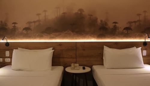 Deluxe, Two Queen Beds, Non-Smoking