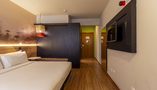 Deluxe Room, 1 Queen Bed