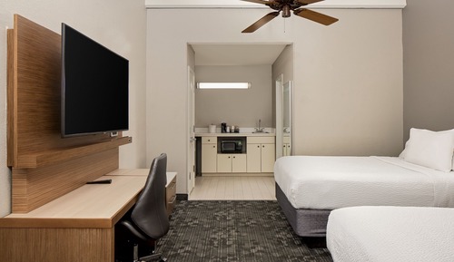 Room, 2 Bedrooms, Balcony