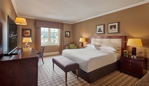 Fairmont King Accessible Room