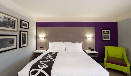 1 King Bed, Mobility/Hearing Accessible Room, Non-Smoking