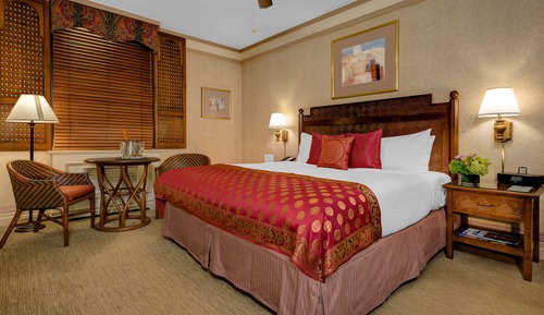 Premium Room, 1 King Bed
