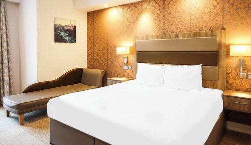 Deluxe Double King Room
