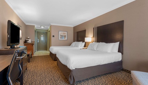 Standard Room, 2 Queen Beds, Non Smoking, Fireplace