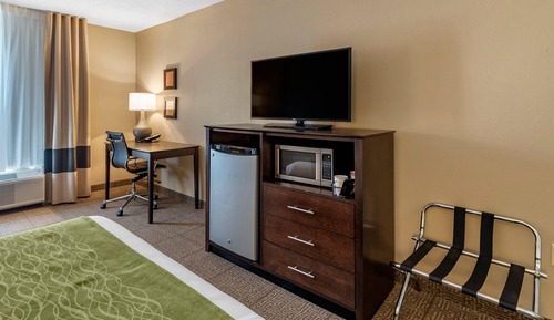 Standard Room, 2 Queen Beds, Non Smoking
