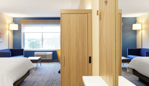 Suite, 1 King Bed (Extra Floor Space)