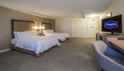 Studio, 2 Queen Beds, Accessible, Bathtub (Mobility & Hearing)