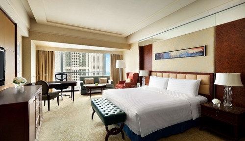 Valley Wing Deluxe Grand King (Exclude the Valley Wing Lounge privileges)