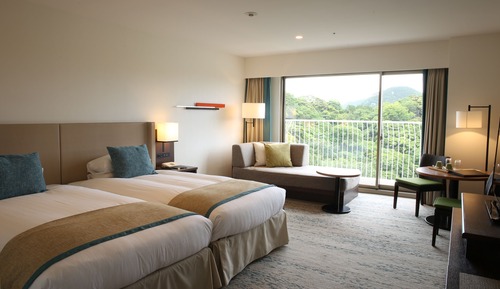 [High Floor] Superior Twin Room with Balcony, Non Smoking