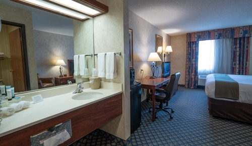Deluxe Room, 1 King Bed