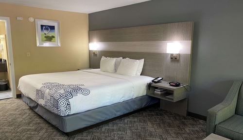 Suite, Multiple Beds (Walk-in Shower)