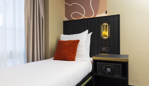 Small Single Room