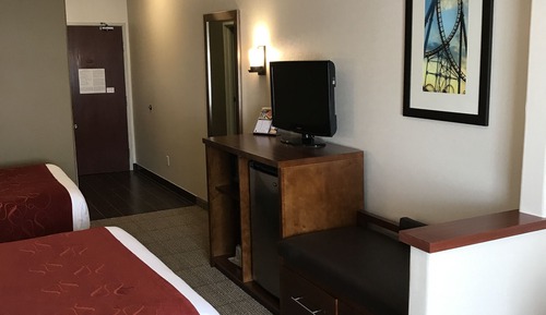 Suite, 2 Queen Beds, Accessible, Non Smoking